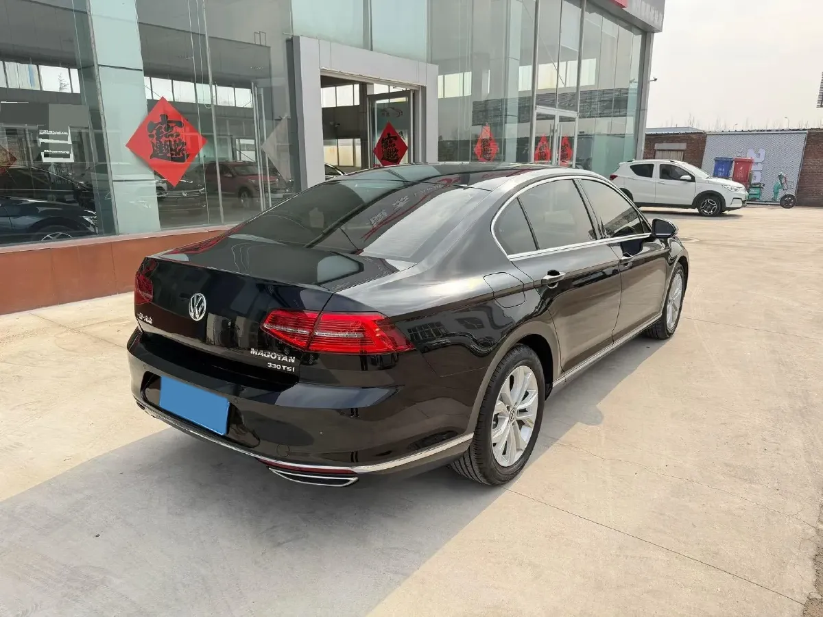 2018 Volkswagen Magotan 1.8T 180HP L4 7DCT,autocango,china used car exporter,china ev exporter,chinese used car exporter,chinese used ev exporter