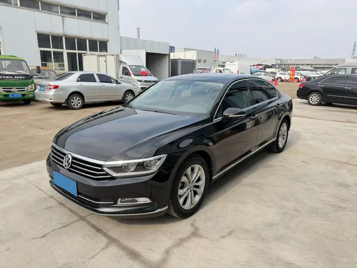 2018 Volkswagen Magotan 1.8T 180HP L4 7DCT,autocango,china used car exporter,china ev exporter,chinese used car exporter,chinese used ev exporter