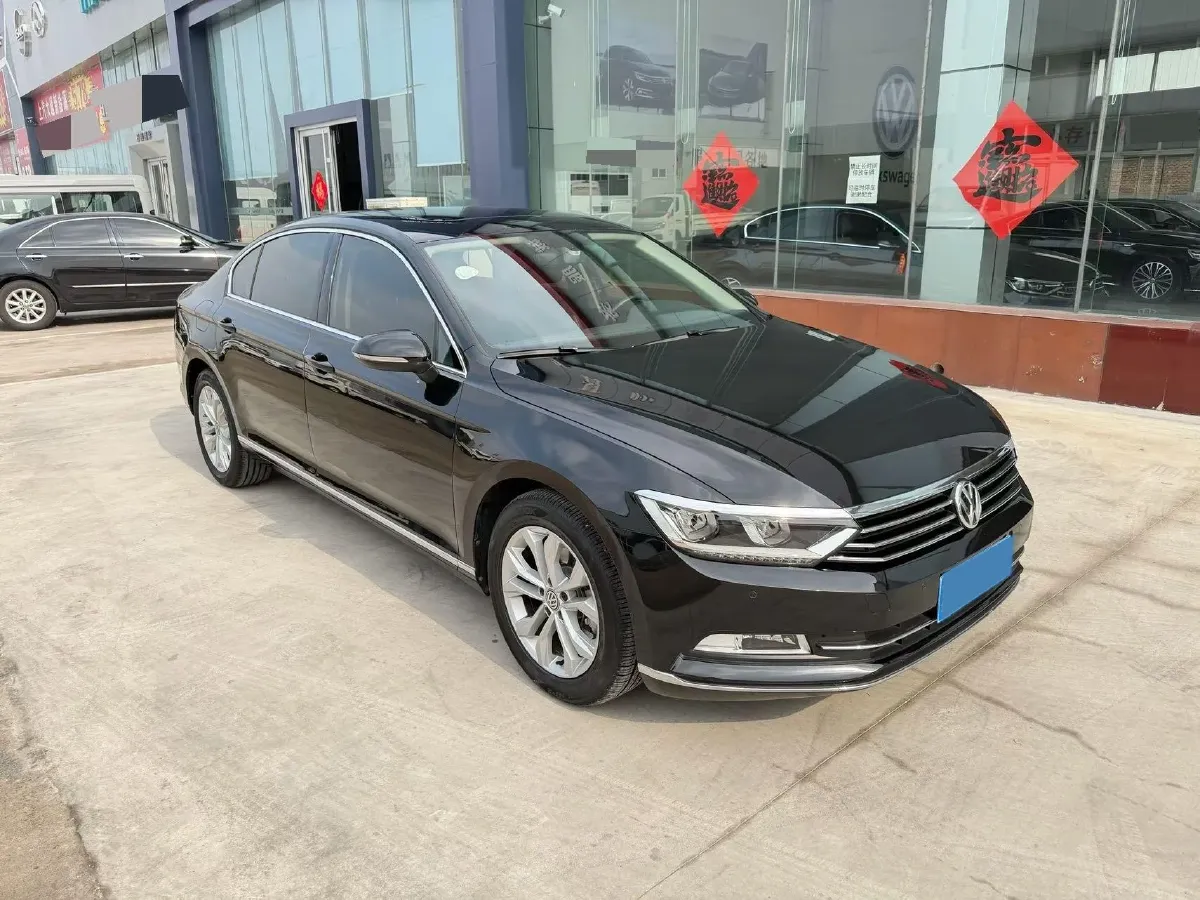 2018 Volkswagen Magotan 1.8T 180HP L4 7DCT,autocango,china used car exporter,china ev exporter,chinese used car exporter,chinese used ev exporter