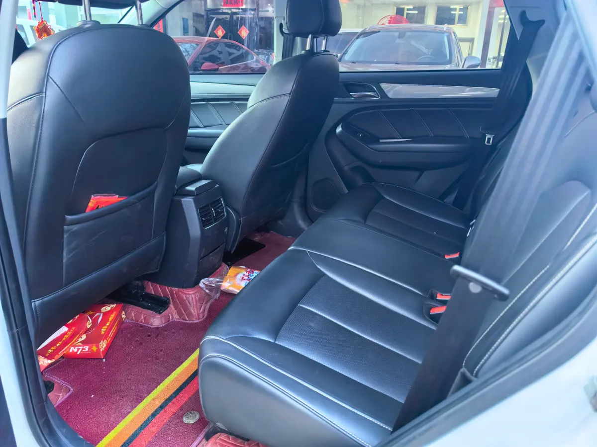 2019 Roewe i6 1.5T 169HP L4 7DCT,autocango,china used car exporter,china ev exporter,chinese used car exporter,chinese used ev exporter