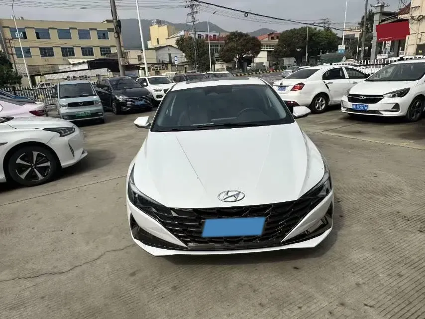 2023 Hyundai Elantra 1.5L 115HP L4 CVT,autocango,china used car exporter,china ev exporter,chinese used car exporter,chinese used ev exporter
