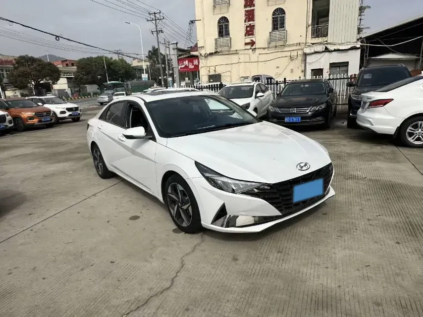 2023 Hyundai Elantra 1.5L 115HP L4 CVT,autocango,china used car exporter,china ev exporter,chinese used car exporter,chinese used ev exporter