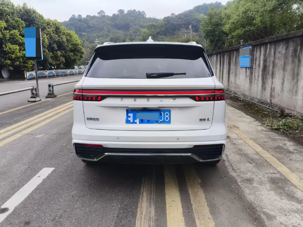 2024 Geely Monjaro 2.0T 238HP L4 8AT,autocango,china used car exporter,china ev exporter,chinese used car exporter,chinese used ev exporter