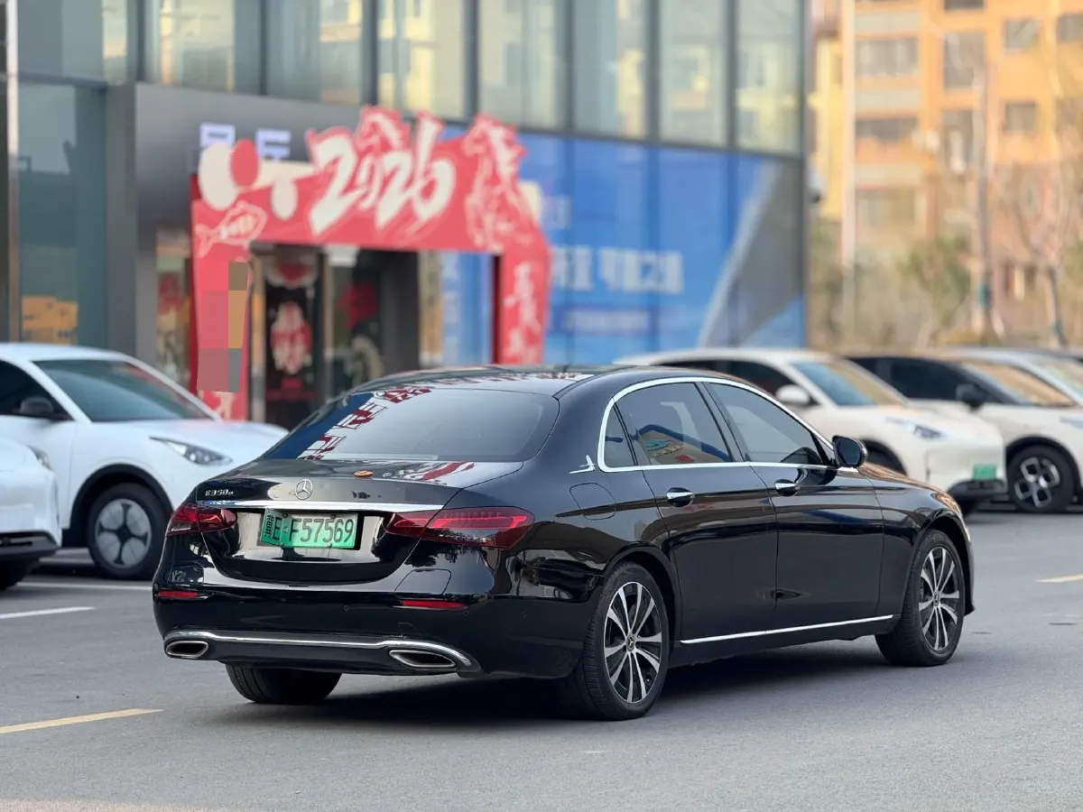 2023 Mercedes-Benz E Class 2.0T 211HP L4 9AT PHEV 25.4KWH,autocango,china used car exporter,china ev exporter,chinese used car exporter,chinese used ev exporter