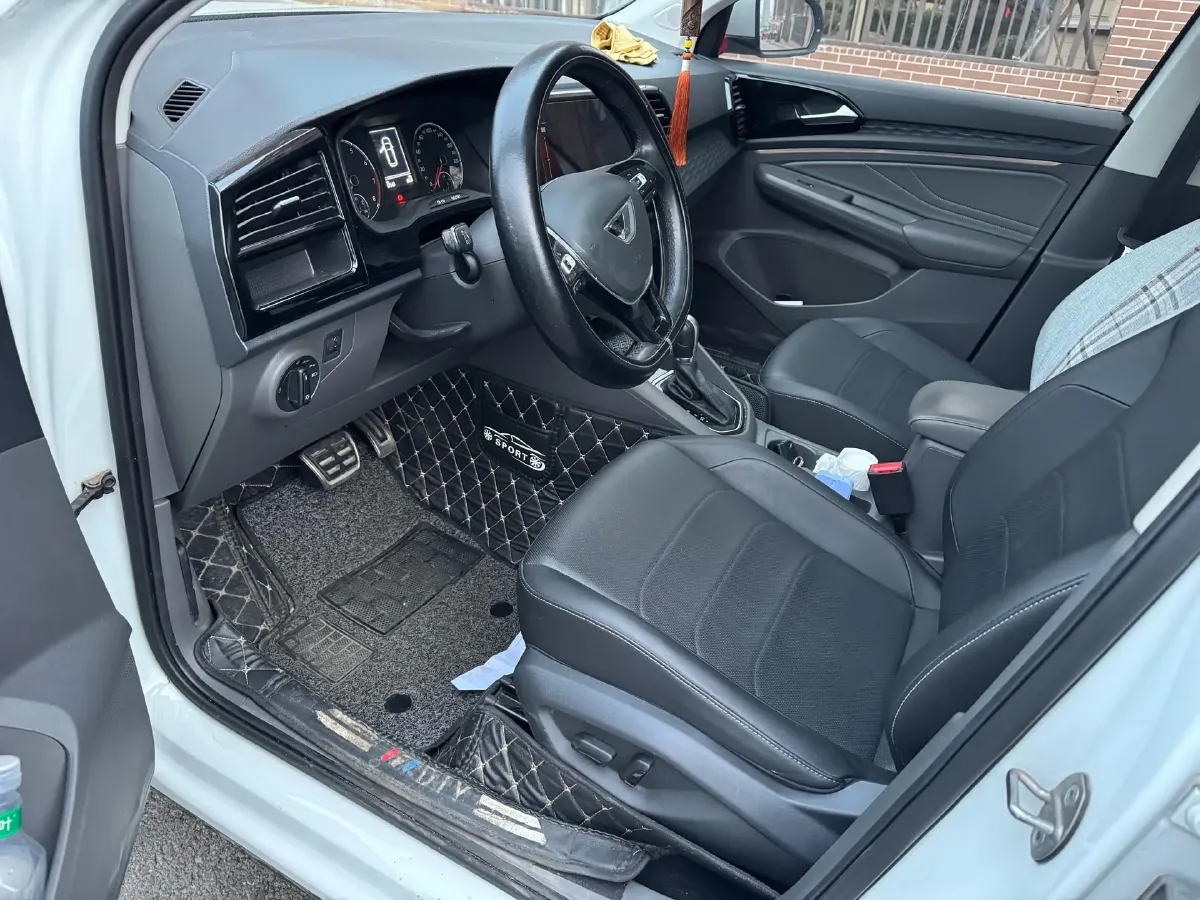 2020 Jetta VS7 1.4T 150HP L4 6AT,autocango,china used car exporter,china ev exporter,chinese used car exporter,chinese used ev exporter