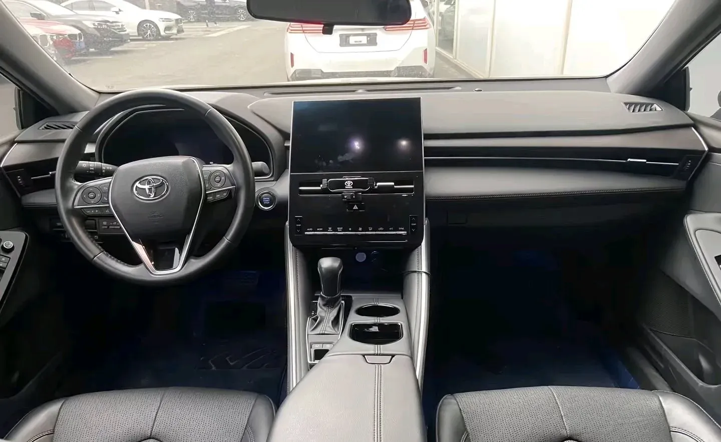 2022 Toyota Avalon 2.0L 178HP L4 CVT,autocango,china used car exporter,china ev exporter,chinese used car exporter,chinese used ev exporter