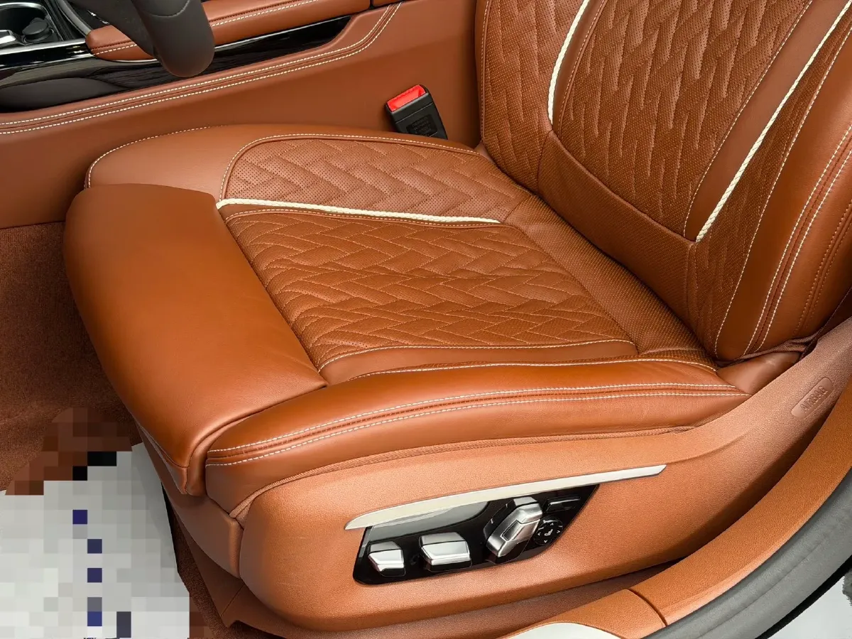 2021 BMW 7 Series 3.0T 340HP L6 8AT,autocango,china used car exporter,china ev exporter,chinese used car exporter,chinese used ev exporter