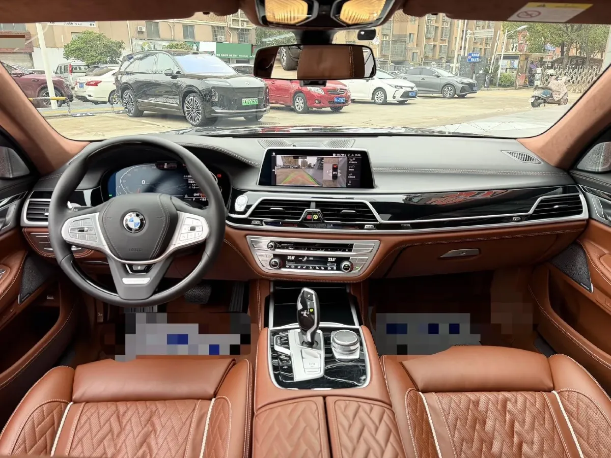 2021 BMW 7 Series 3.0T 340HP L6 8AT,autocango,china used car exporter,china ev exporter,chinese used car exporter,chinese used ev exporter