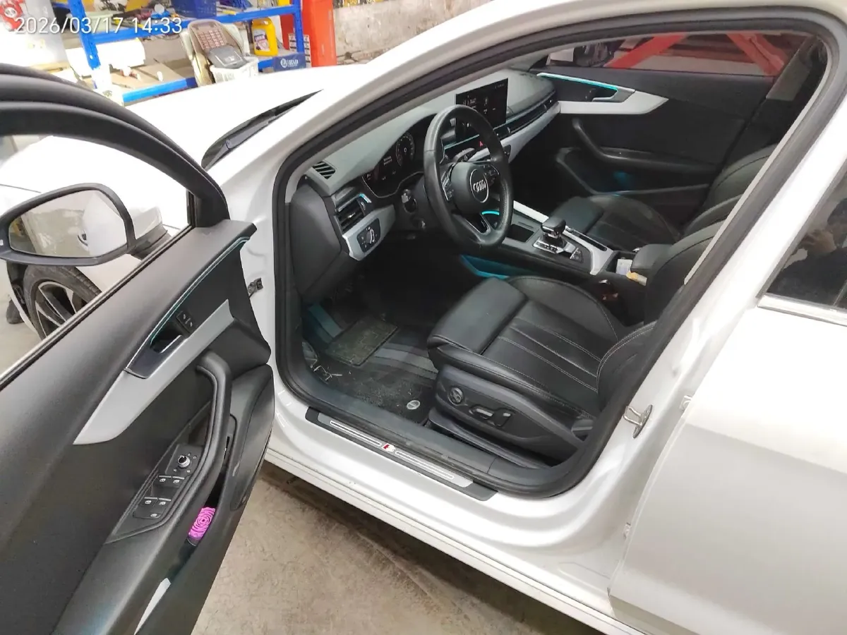 2020 Audi A4L 2.0T 190HP L4 7DCT,autocango,china used car exporter,china ev exporter,chinese used car exporter,chinese used ev exporter