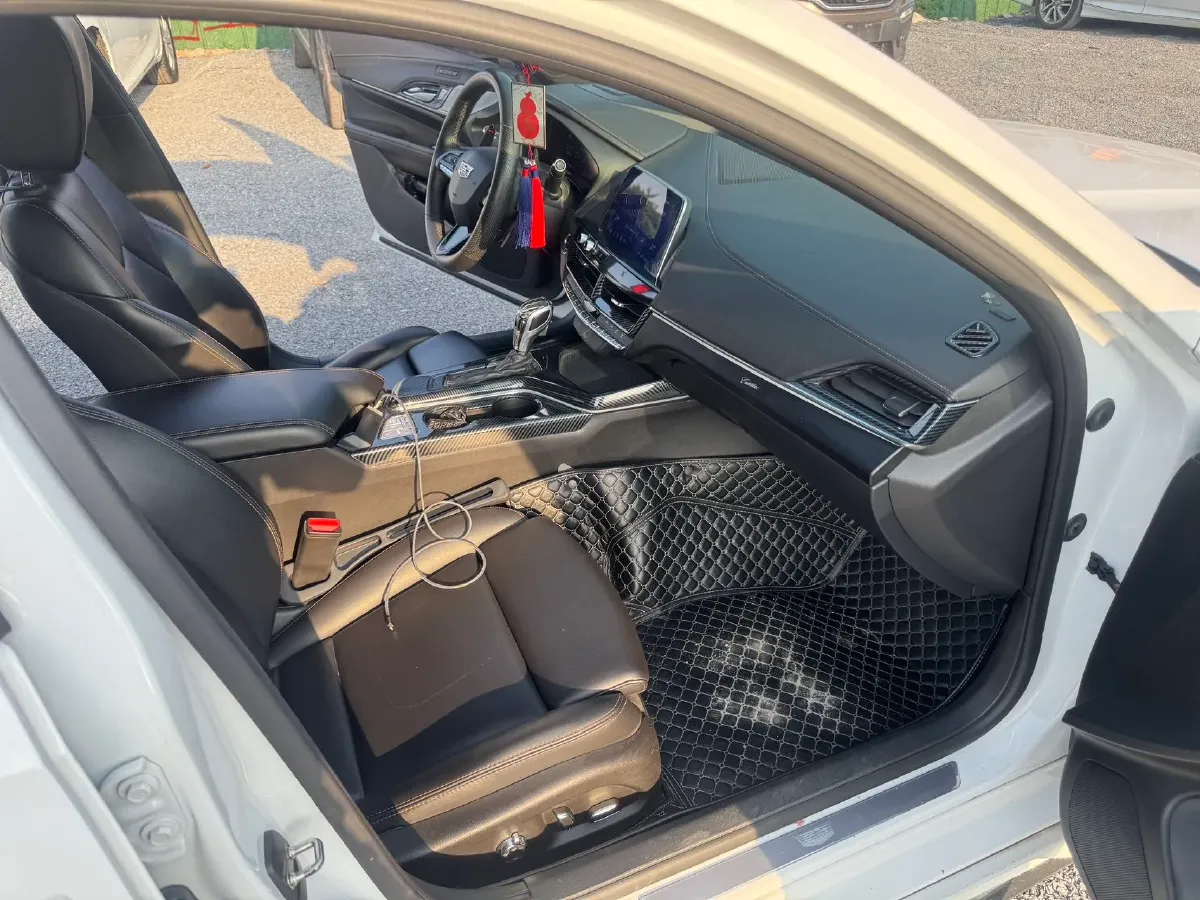 2022 Cadillac CT4 2.0T 237HP L4 8AT,autocango,china used car exporter,china ev exporter,chinese used car exporter,chinese used ev exporter