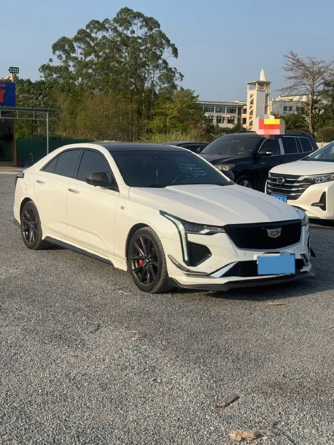 2022 Cadillac CT4 2.0T 237HP L4 8AT,autocango,china used car exporter,china ev exporter,chinese used car exporter,chinese used ev exporter