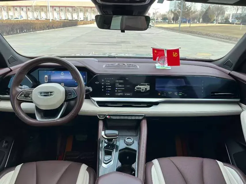 2021 Geely Monjaro 2.0T 218HP L4 7DCT,autocango,china used car exporter,china ev exporter,chinese used car exporter,chinese used ev exporter