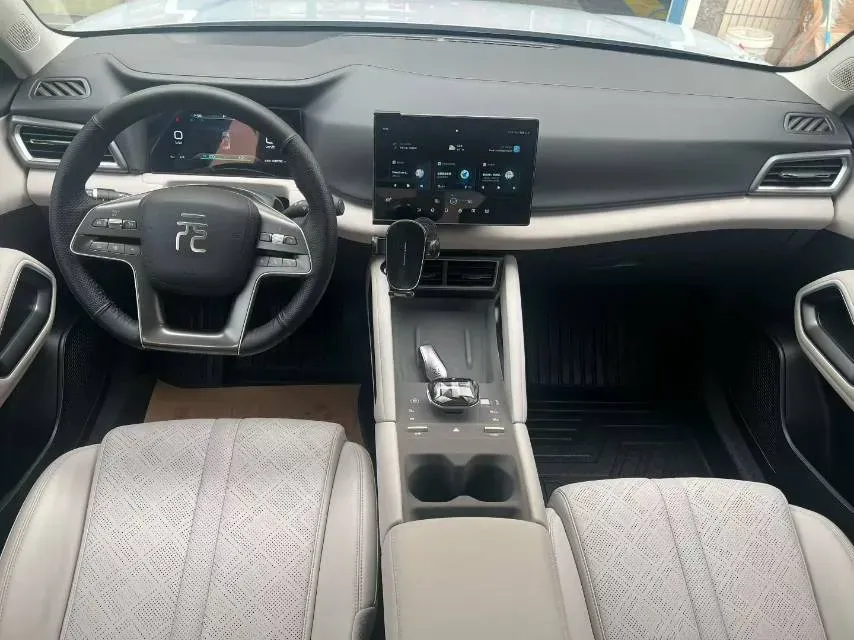 2024 BYD YuanUP BEV 45.12KWH,autocango,china used car exporter,china ev exporter,chinese used car exporter,chinese used ev exporter