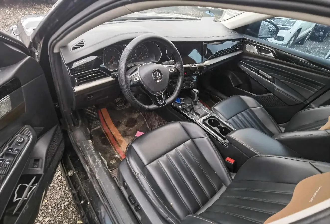 2019 Chevrolet Equinox 1.5T 180HP L4 6AT,autocango,china used car exporter,china ev exporter,chinese used car exporter,chinese used ev exporter