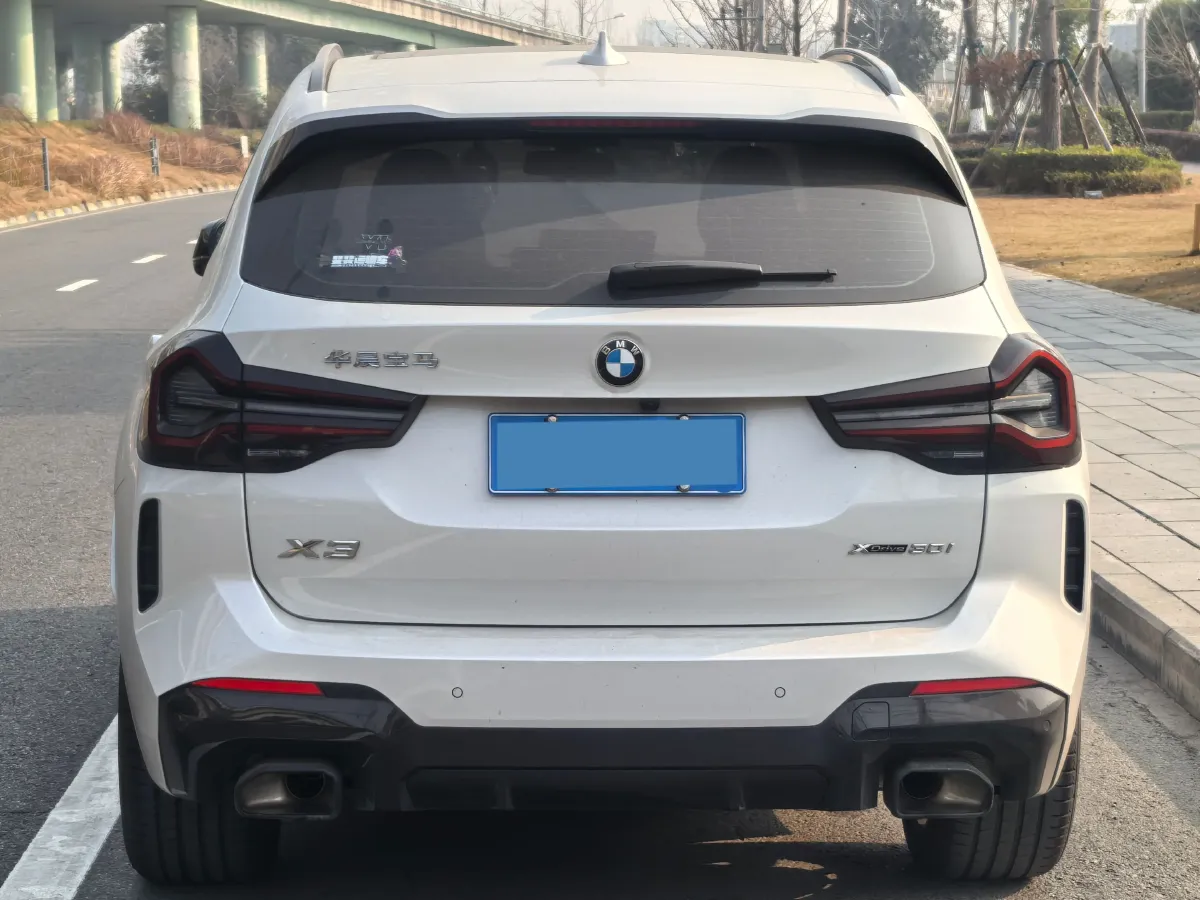 2022 BMW X3 2.0T 252HP L4 8AT,autocango,china used car exporter,china ev exporter,chinese used car exporter,chinese used ev exporter
