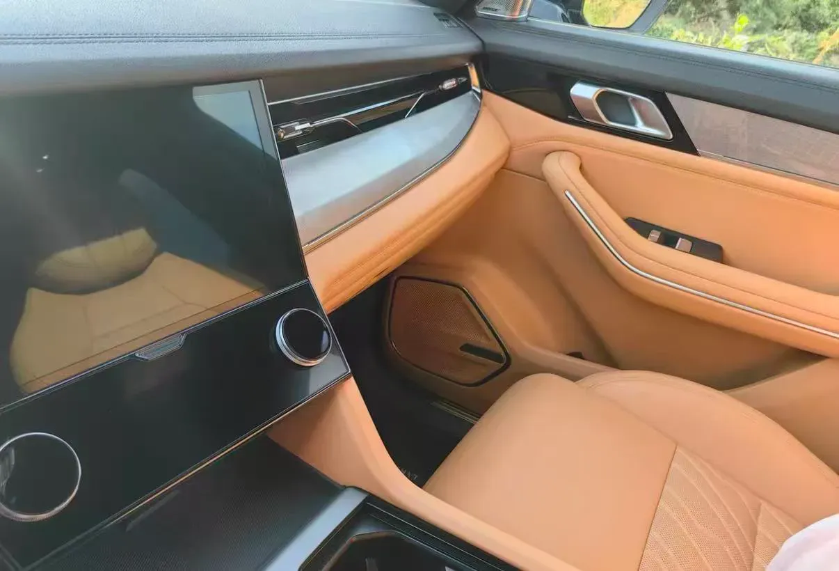 2024 LYNK&CO 09 2.0T 254HP L4 8AT,autocango,china used car exporter,china ev exporter,chinese used car exporter,chinese used ev exporter