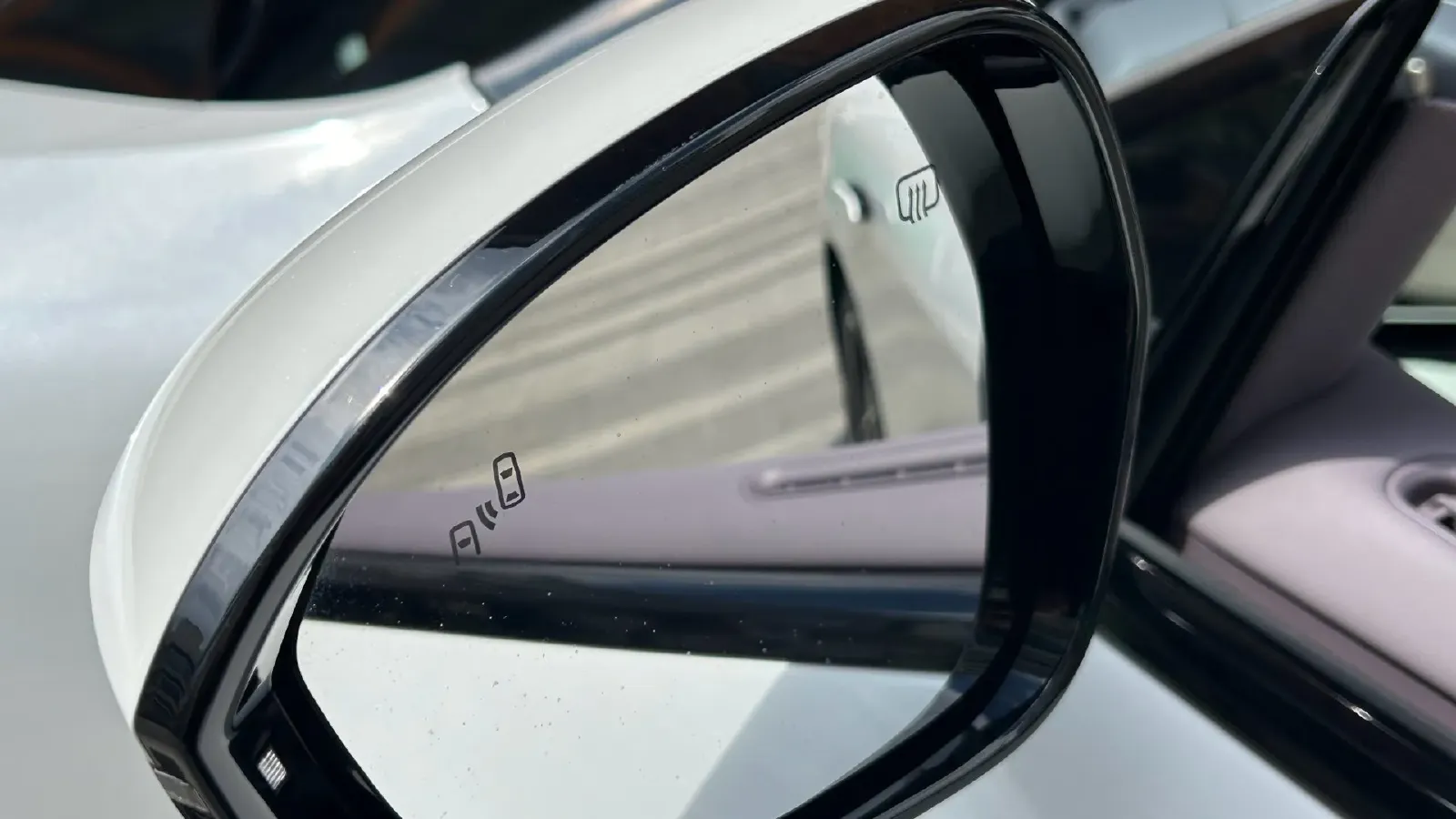 2025 Avatr 06 BEV,autocango,china used car exporter,china ev exporter,chinese used car exporter,chinese used ev exporter