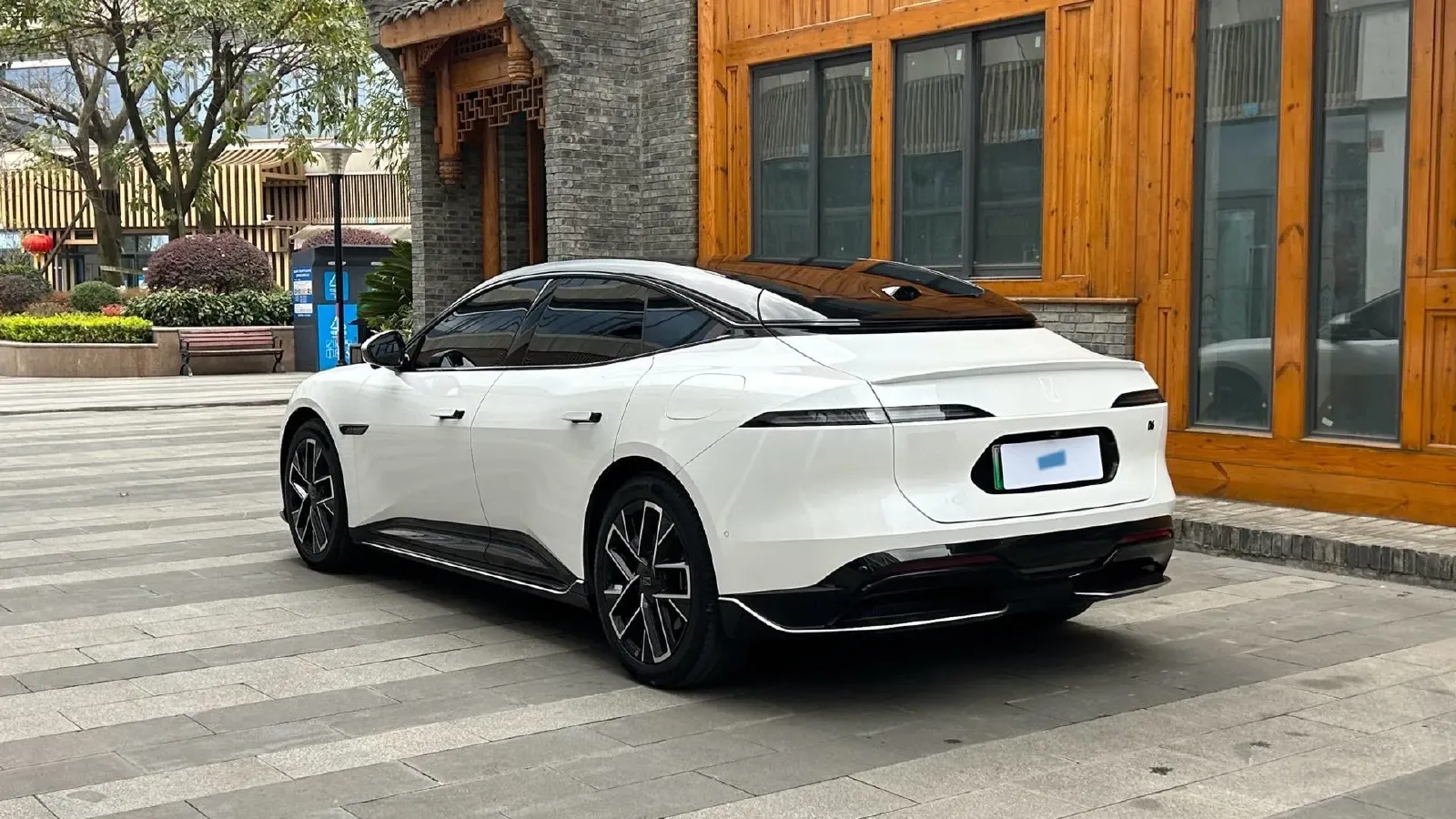 2025 Avatr 06 BEV,autocango,china used car exporter,china ev exporter,chinese used car exporter,chinese used ev exporter