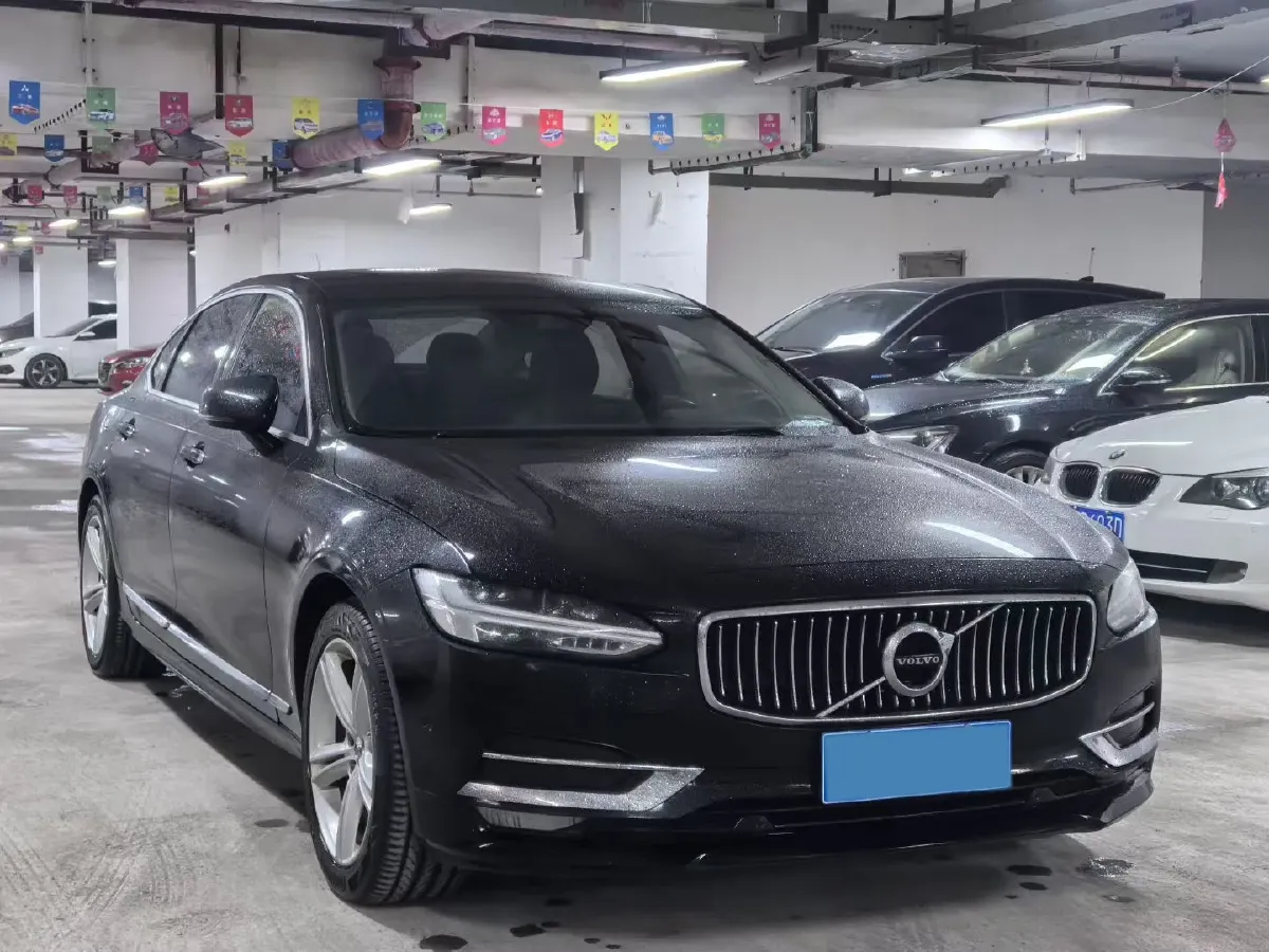 2019 Mercedes-Benz E Class 1.5T 184HP L4 9AT,autocango,china used car exporter,china ev exporter,chinese used car exporter,chinese used ev exporter