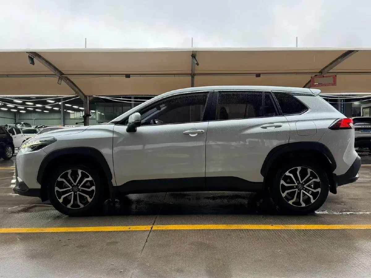 2023 Toyota Frontlander 2.0L 171HP L4 CVT,autocango,china used car exporter,china ev exporter,chinese used car exporter,chinese used ev exporter