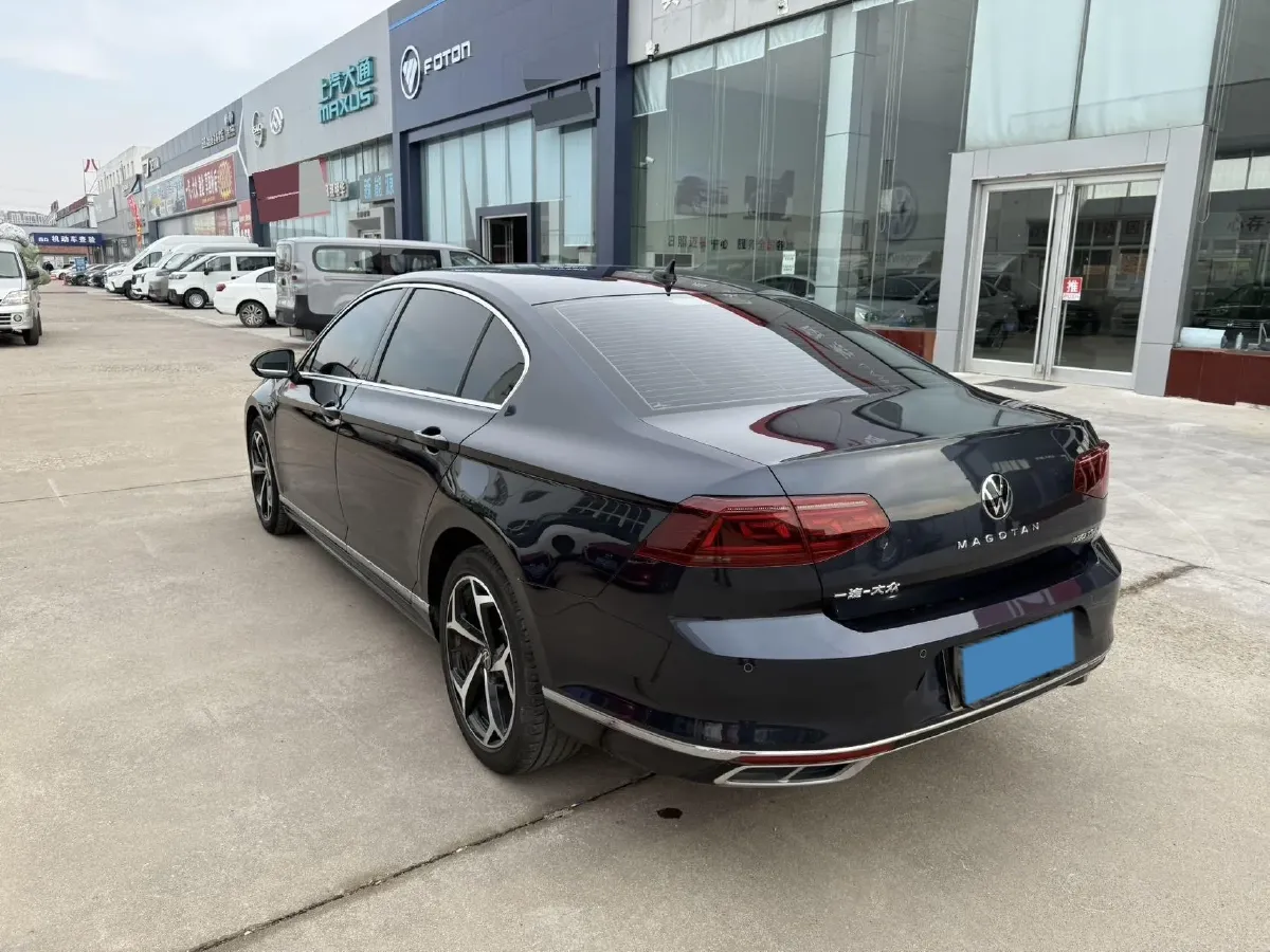 2023 Volkswagen Magotan 2.0T 186HP L4 7DCT,autocango,china used car exporter,china ev exporter,chinese used car exporter,chinese used ev exporter