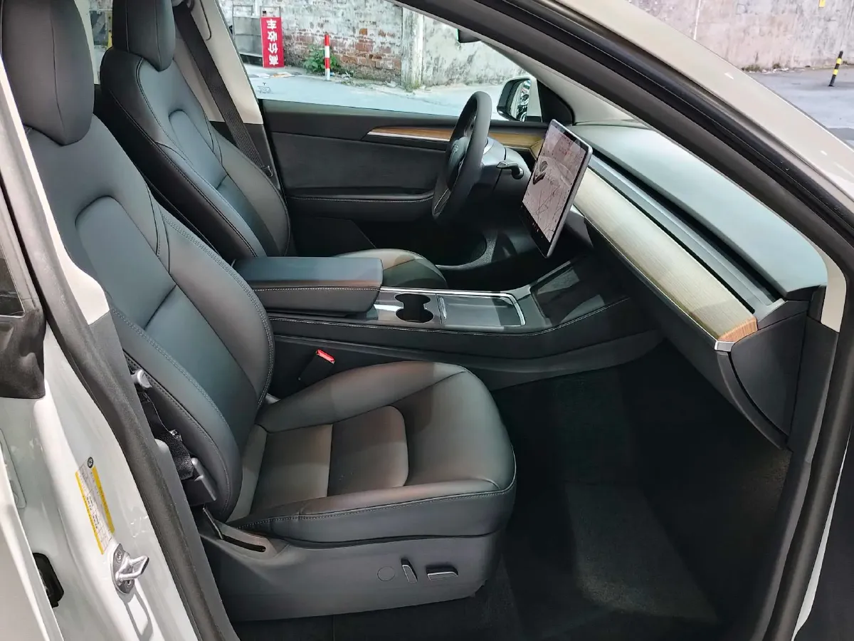 2021 Tesla Model Y BEV 60KWH,autocango,china used car exporter,china ev exporter,chinese used car exporter,chinese used ev exporter