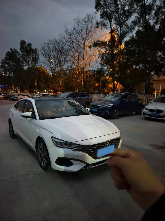 2021 Hyundai La Festa 1.6T 204HP L4 7DCT,autocango,china used car exporter,china ev exporter,chinese used car exporter,chinese used ev exporter