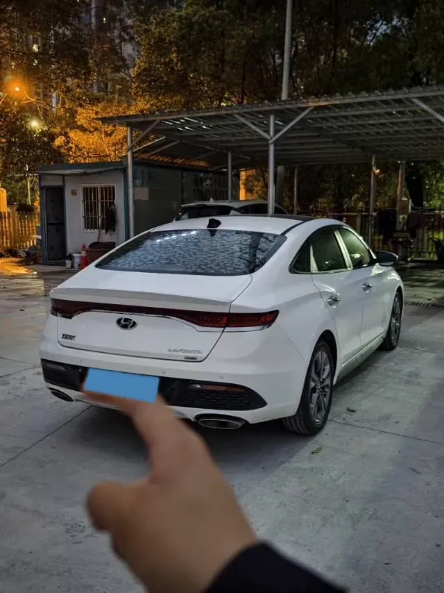 2021 Hyundai La Festa 1.6T 204HP L4 7DCT,autocango,china used car exporter,china ev exporter,chinese used car exporter,chinese used ev exporter