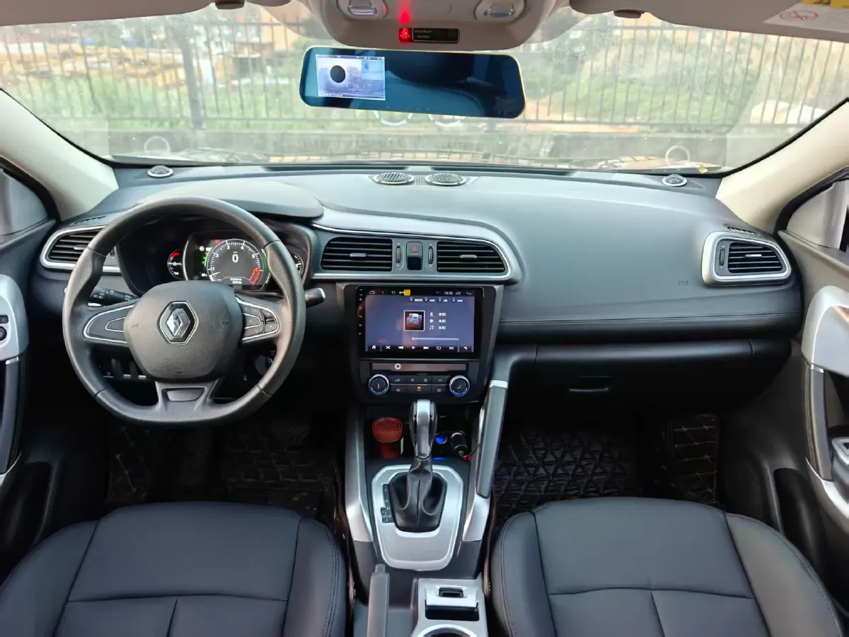2017 Renault Kadjar 2.0L 150HP L4 CVT,autocango,china used car exporter,china ev exporter,chinese used car exporter,chinese used ev exporter