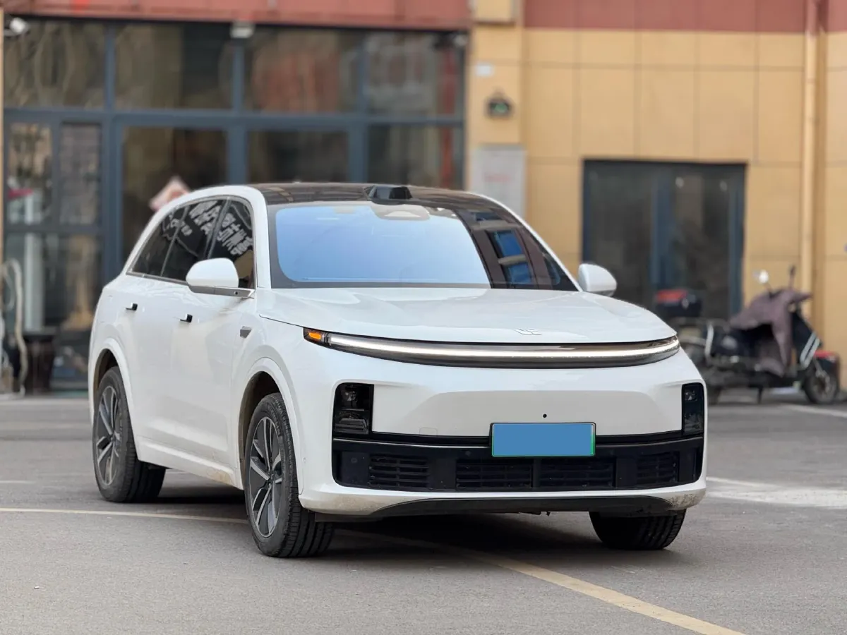 2024 Li L7 Range Extended 154HP REEV 42.8KWH,autocango,china used car exporter,china ev exporter,chinese used car exporter,chinese used ev exporter