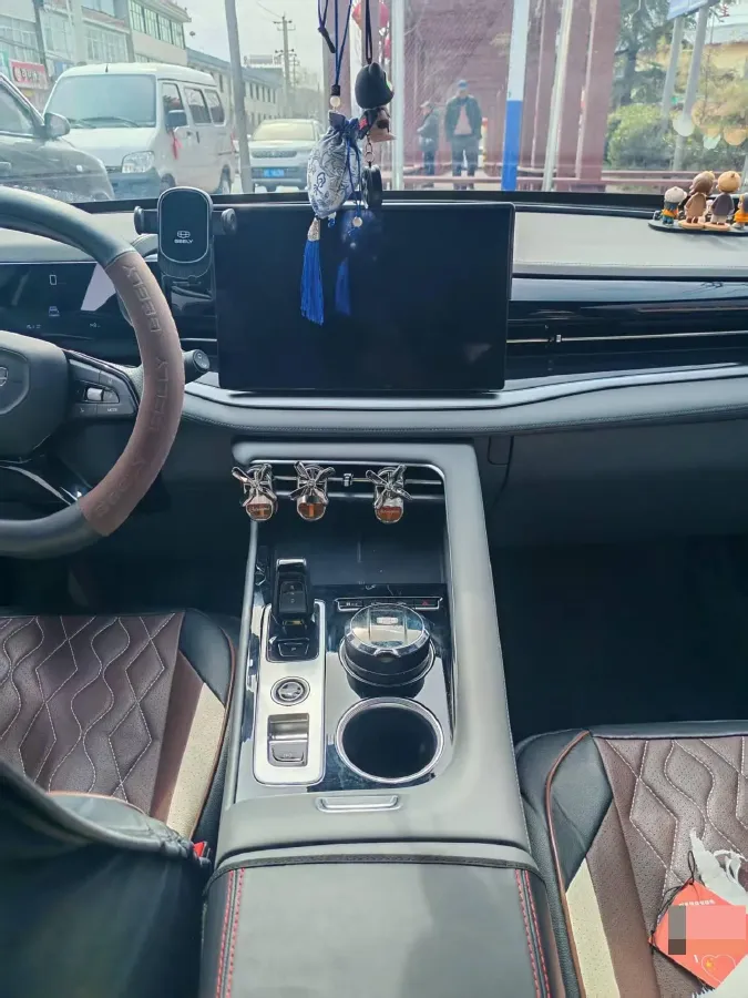 2026 Geely Azkarra 1.5T 181HP L4 7DCT,autocango,china used car exporter,china ev exporter,chinese used car exporter,chinese used ev exporter