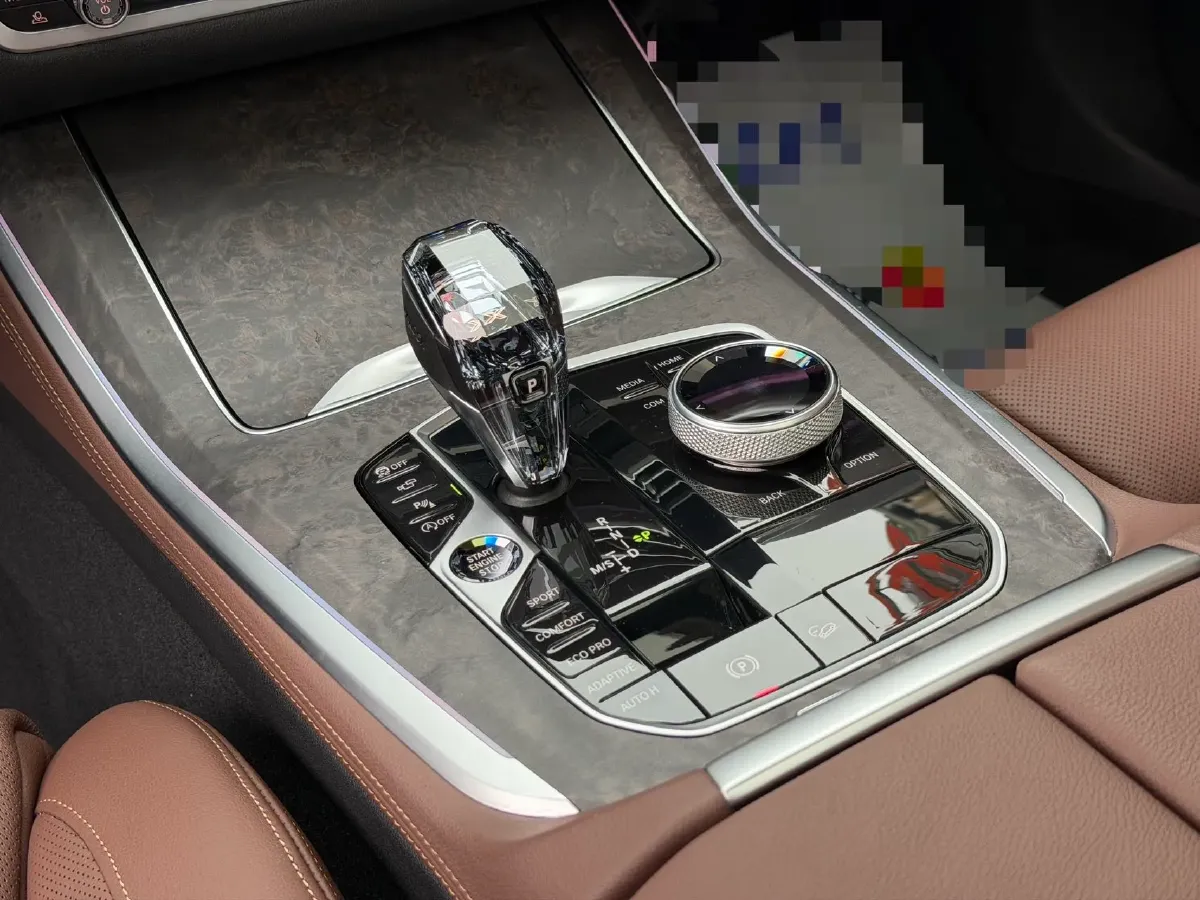 2020 BMW X5 3.0T 340HP L6 8AT,autocango,china used car exporter,china ev exporter,chinese used car exporter,chinese used ev exporter