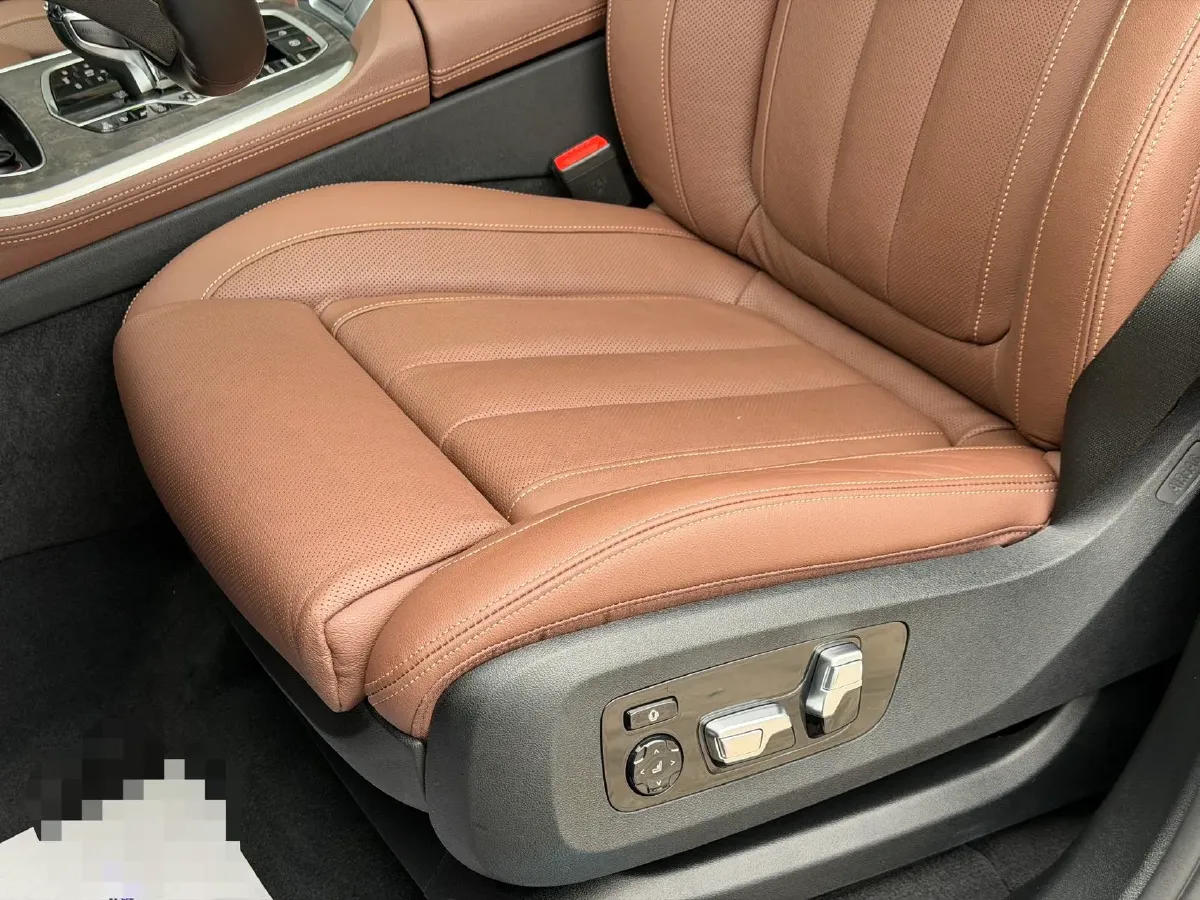 2020 BMW X5 3.0T 340HP L6 8AT,autocango,china used car exporter,china ev exporter,chinese used car exporter,chinese used ev exporter