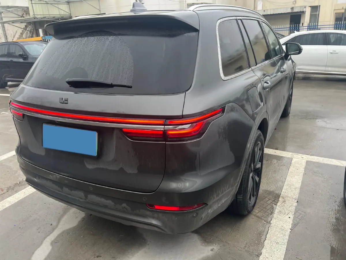 2020 Li ONE Range Extended 131HP REEV 40.5KWH,autocango,china used car exporter,china ev exporter,chinese used car exporter,chinese used ev exporter