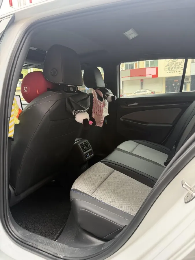 2025 Volkswagen Golf 1.5T 160HP L4 7DCT,autocango,china used car exporter,china ev exporter,chinese used car exporter,chinese used ev exporter