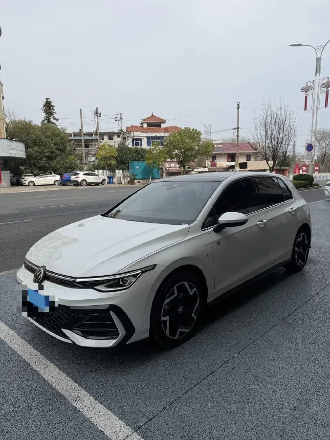 2025 Volkswagen Golf 1.5T 160HP L4 7DCT,autocango,china used car exporter,china ev exporter,chinese used car exporter,chinese used ev exporter