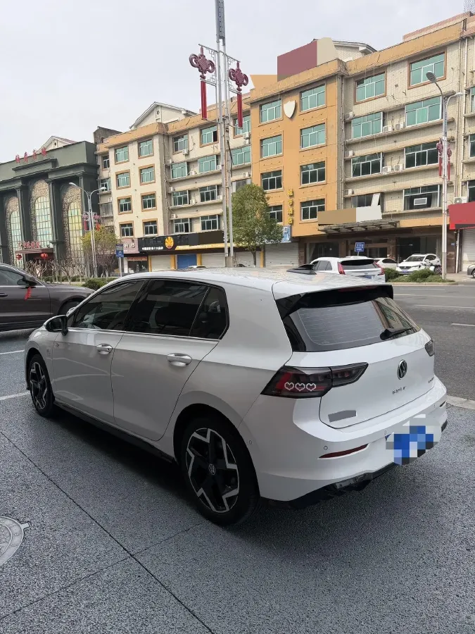2025 Volkswagen Golf 1.5T 160HP L4 7DCT,autocango,china used car exporter,china ev exporter,chinese used car exporter,chinese used ev exporter