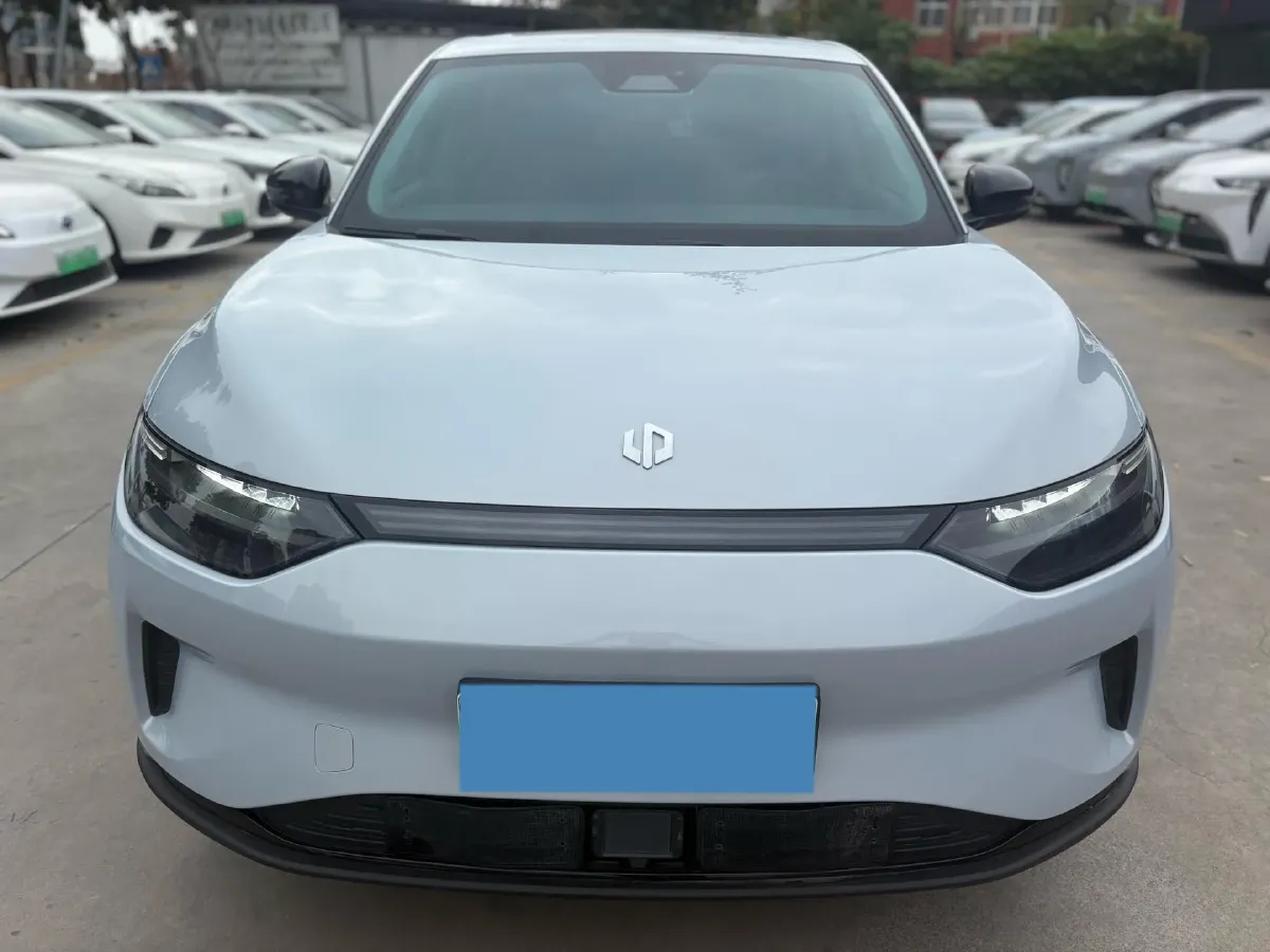 2024 Leapmotor C11 BEV 69.2KWH,autocango,china used car exporter,china ev exporter,chinese used car exporter,chinese used ev exporter