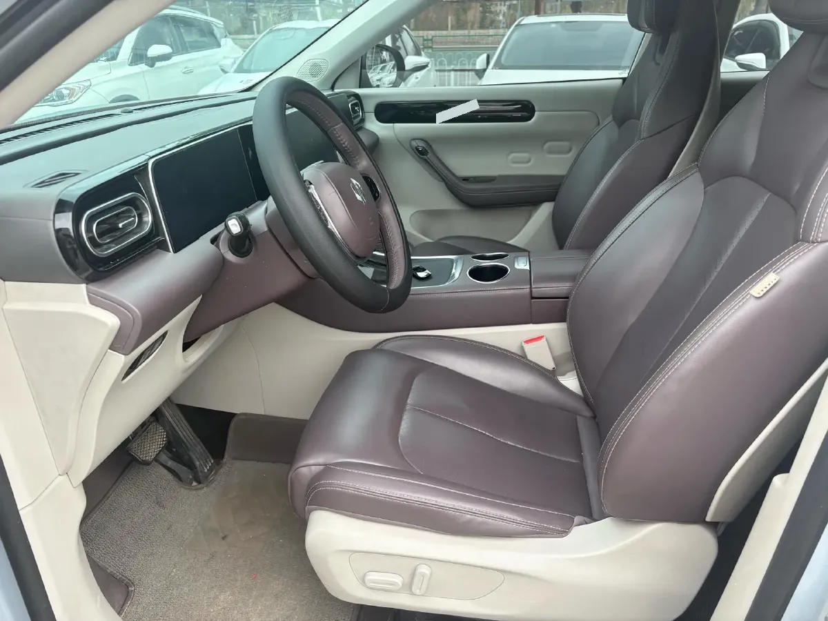 2024 Leapmotor C11 BEV 69.2KWH,autocango,china used car exporter,china ev exporter,chinese used car exporter,chinese used ev exporter