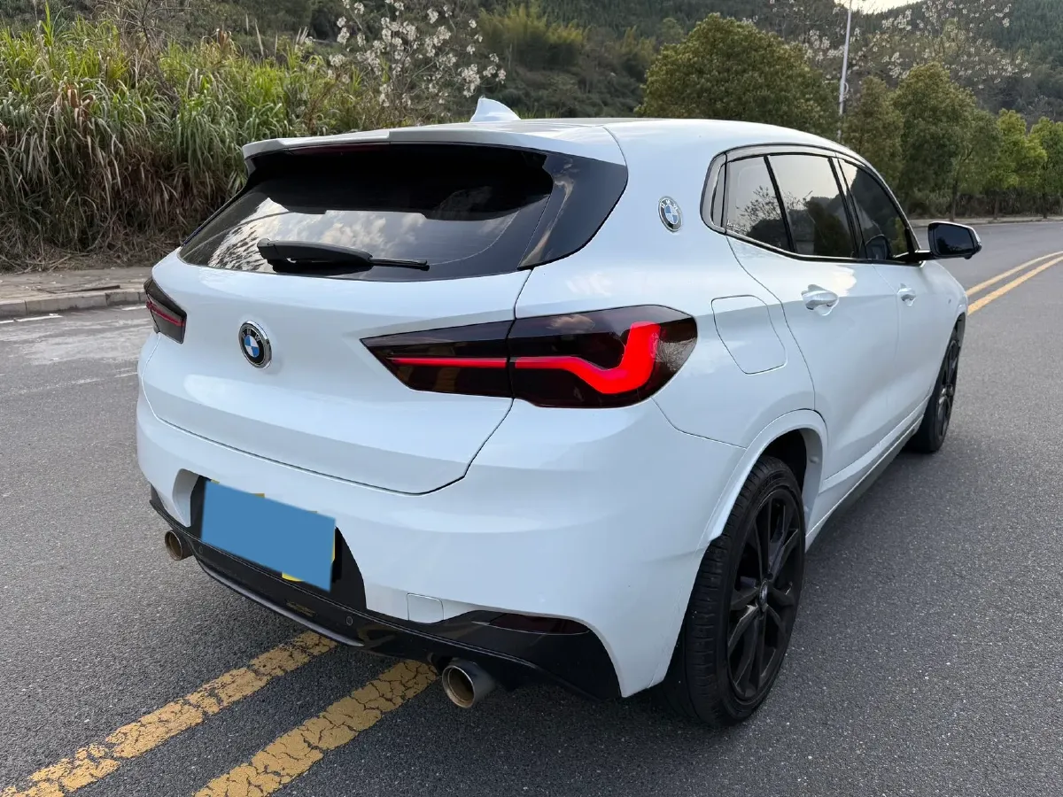 2020 BMW X2 2.0T 192HP L4 7DCT,autocango,china used car exporter,china ev exporter,chinese used car exporter,chinese used ev exporter