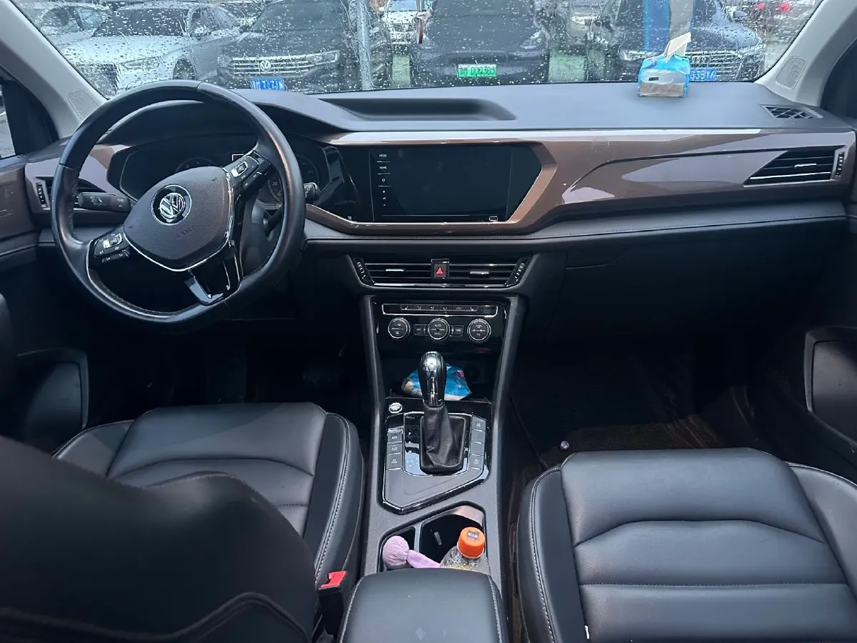 2020 Volkswagen Tharu 2.0T 186HP L4 7DCT,autocango,china used car exporter,china ev exporter,chinese used car exporter,chinese used ev exporter