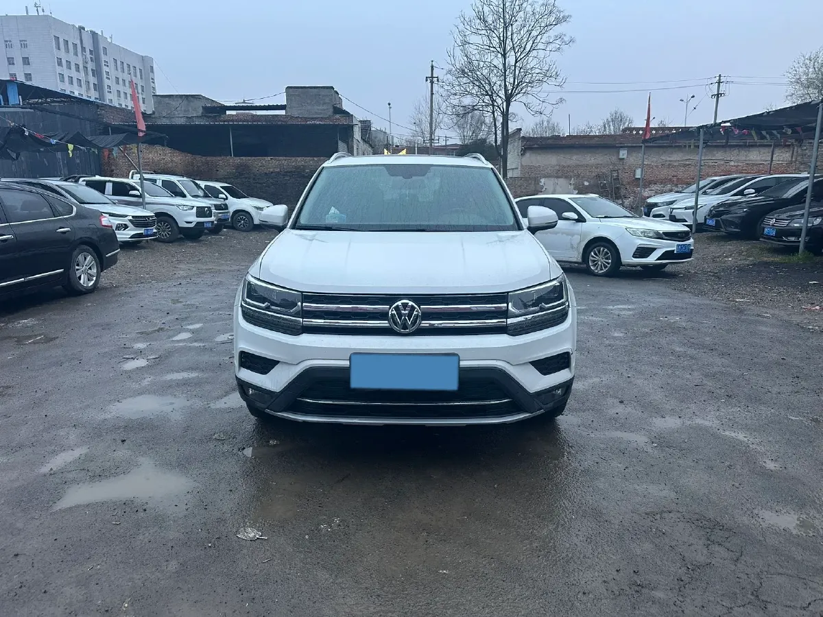2020 Volkswagen Tharu 2.0T 186HP L4 7DCT,autocango,china used car exporter,china ev exporter,chinese used car exporter,chinese used ev exporter