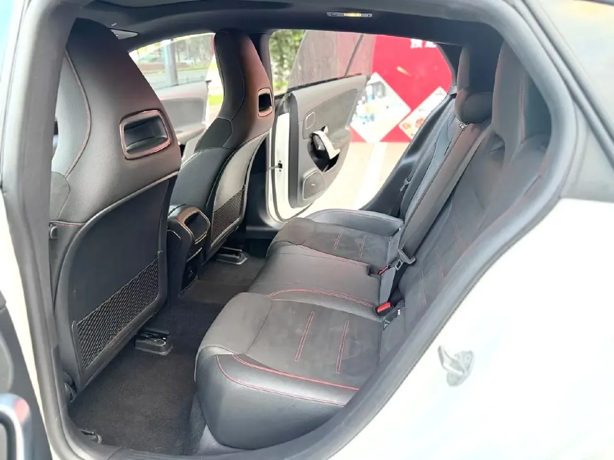 2020 Mercedes-Benz CLA Class 1.3T 163HP L4 7DCT,autocango,china used car exporter,china ev exporter,chinese used car exporter,chinese used ev exporter