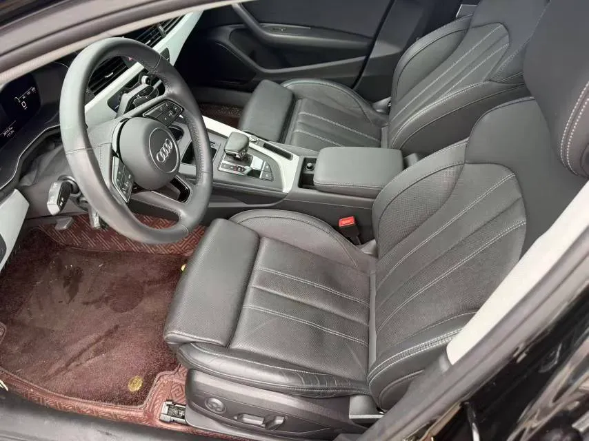 2020 Audi A4L 2.0T 190HP L4 7DCT,autocango,china used car exporter,china ev exporter,chinese used car exporter,chinese used ev exporter