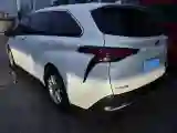 2024 Toyota Sienna 2.5L 189HP L4 E-CVT Hybrid