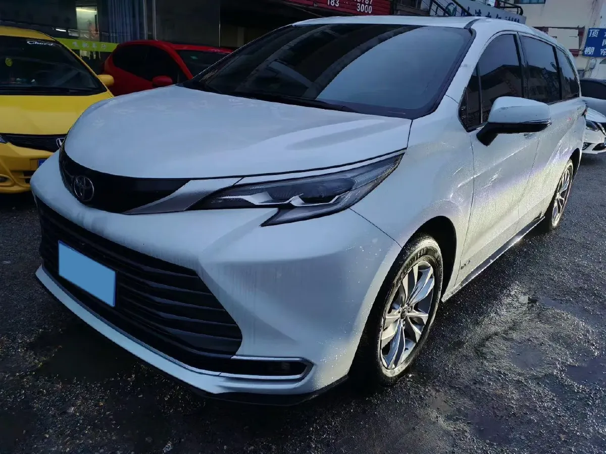 2024 Toyota Sienna 2.5L 189HP L4 E-CVT Hybrid,autocango,china used car exporter,china ev exporter,chinese used car exporter,chinese used ev exporter