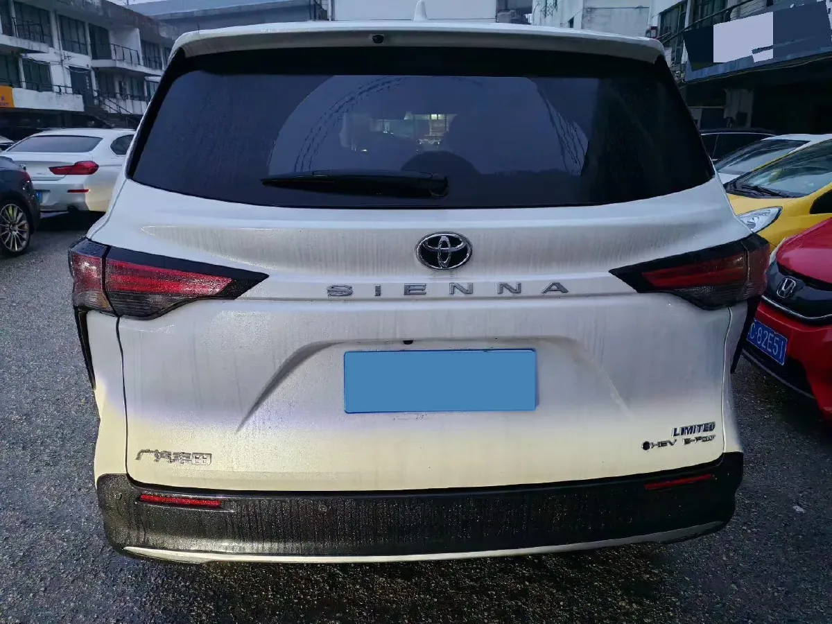 2024 Toyota Sienna 2.5L 189HP L4 E-CVT Hybrid,autocango,china used car exporter,china ev exporter,chinese used car exporter,chinese used ev exporter
