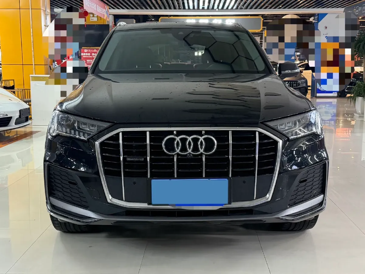 2023 Audi Q7 2.0T 265HP L4 8AT,autocango,china used car exporter,china ev exporter,chinese used car exporter,chinese used ev exporter