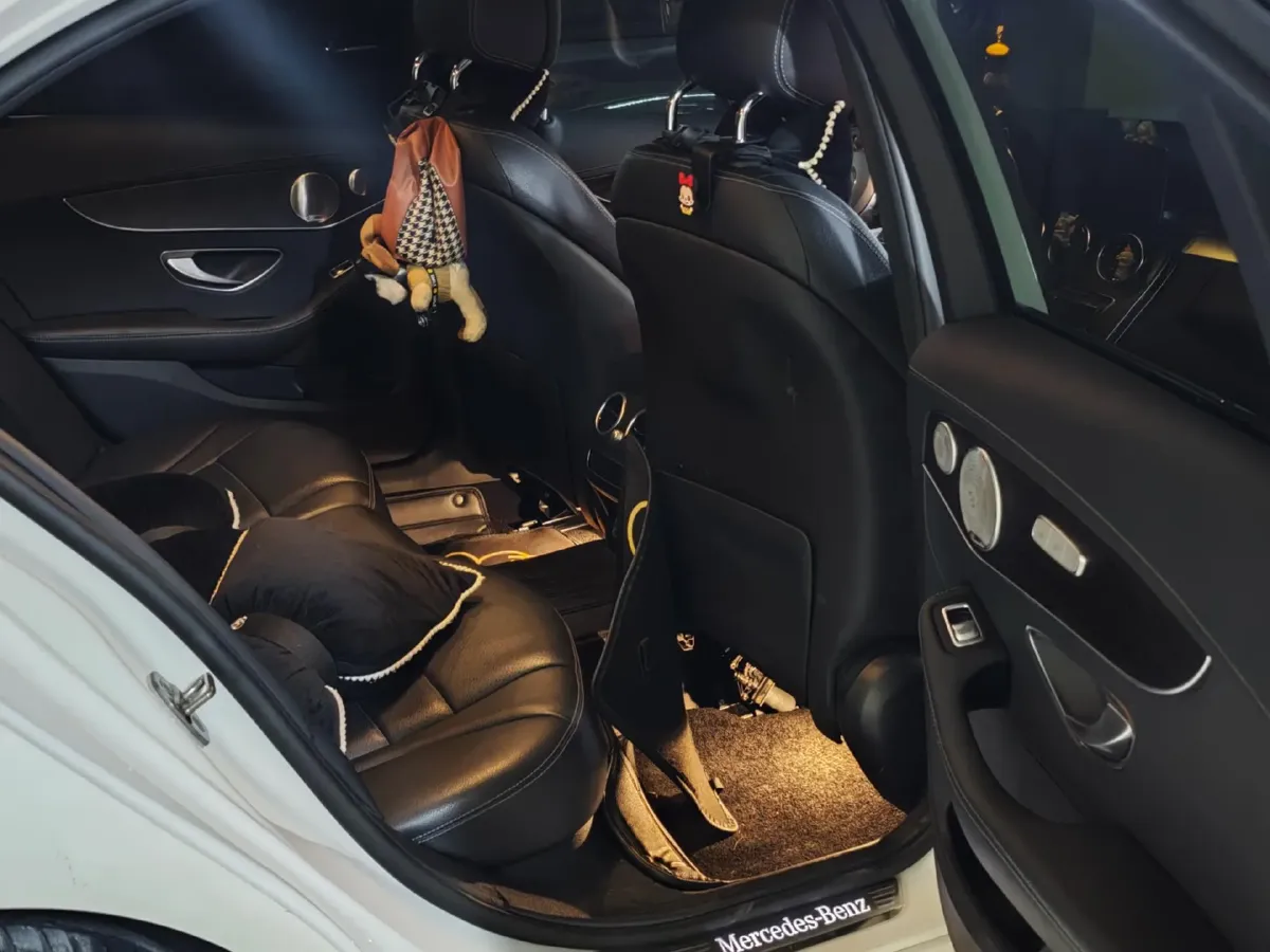 2021 Mercedes-Benz C Class 1.5T 184HP L4 9AT,autocango,china used car exporter,china ev exporter,chinese used car exporter,chinese used ev exporter