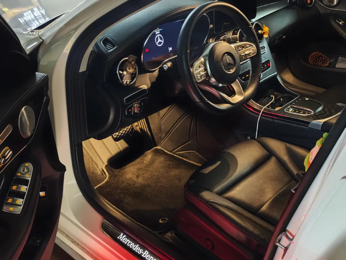 2021 Mercedes-Benz C Class 1.5T 184HP L4 9AT,autocango,china used car exporter,china ev exporter,chinese used car exporter,chinese used ev exporter